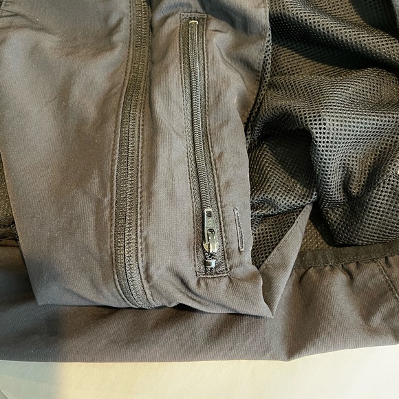 Adidas black with white Stripes lightweight full zipper wind Jacket. Size Large - Picture 6 of 6